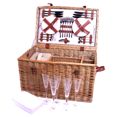 Fitted 6 Person Willow Picnic Hamper
