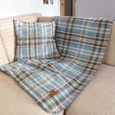 Country Lodge Green Tweed Blanket/Throw alternative