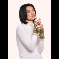 Powder Highland Cow Moss Wrist Warmers alternative