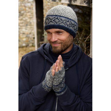 Pachamama Mens Tromso Navy Beanie Hat