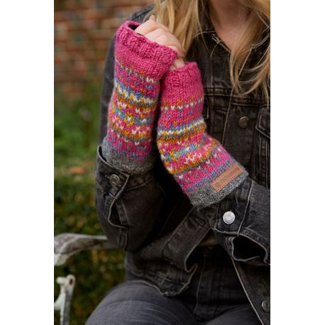 Pachamama Iona Pink Handwarmers
